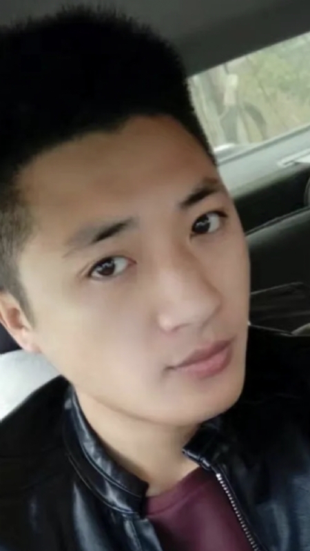 小汤米的第二张照片--绵阳男同性恋服务网